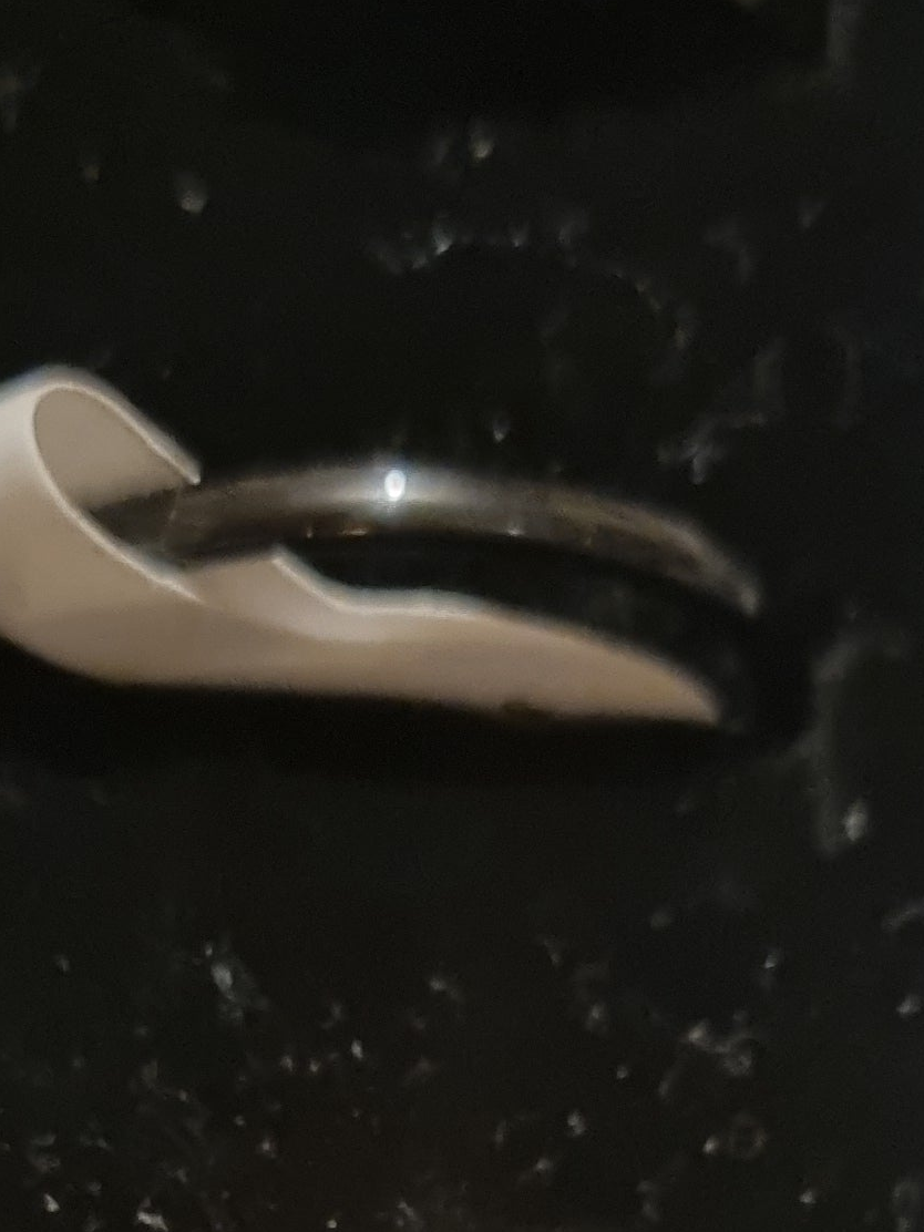 Mens black stainless steel thin band.