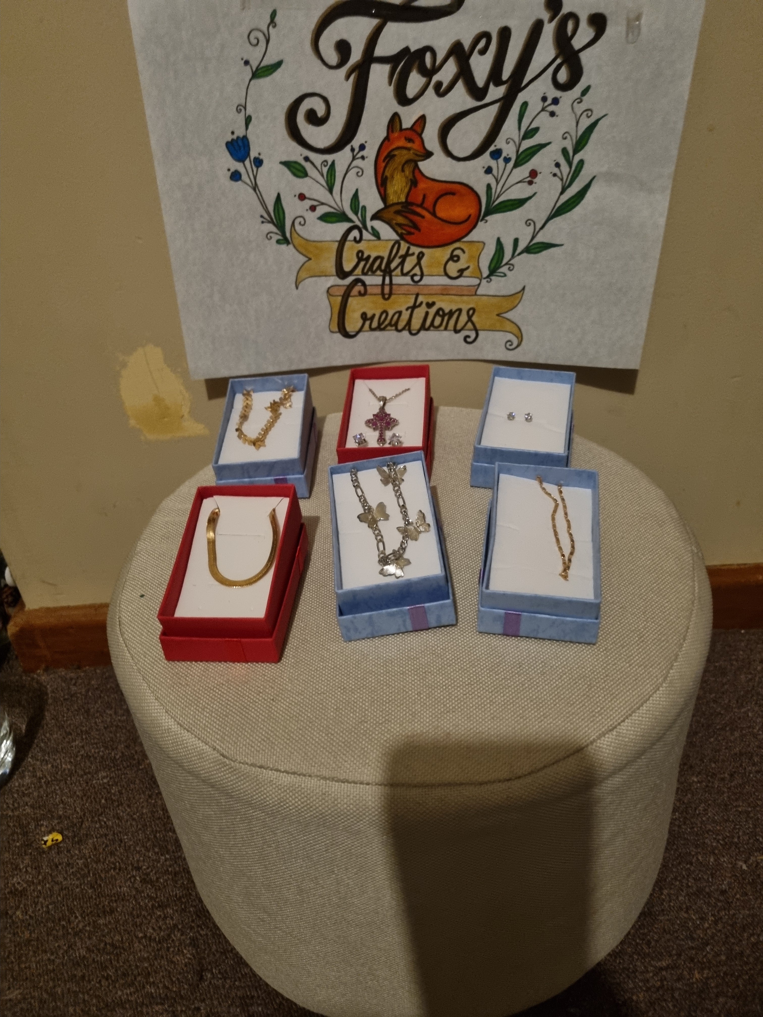 Braclet various types