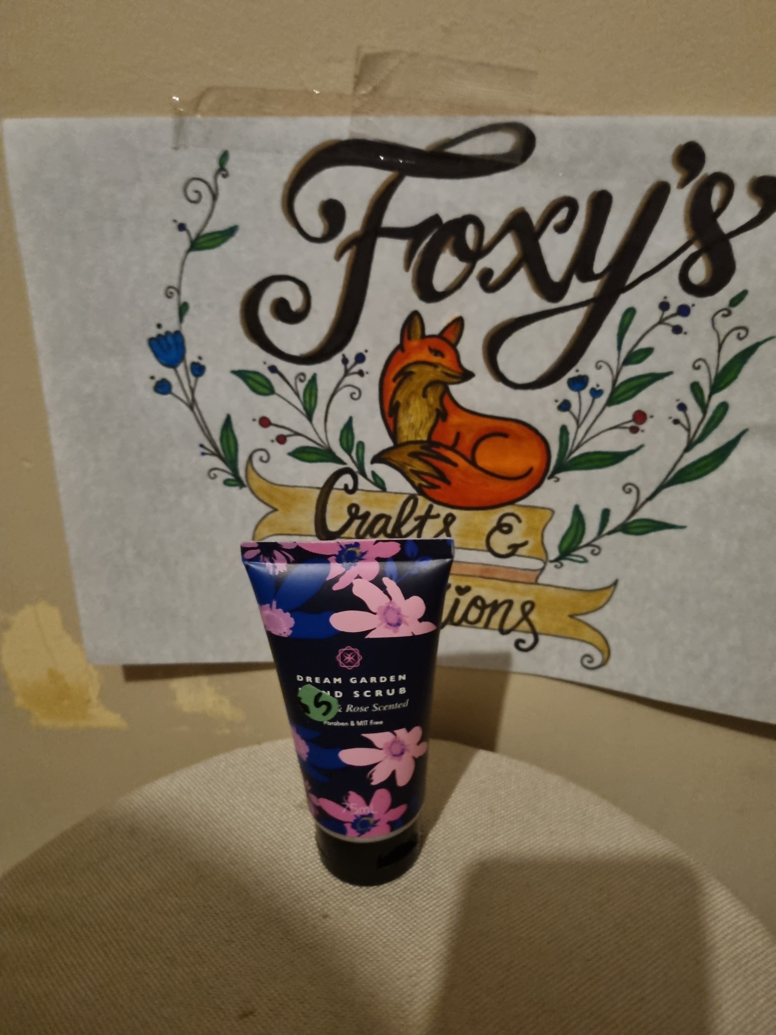 Dream Garden Hand scrub