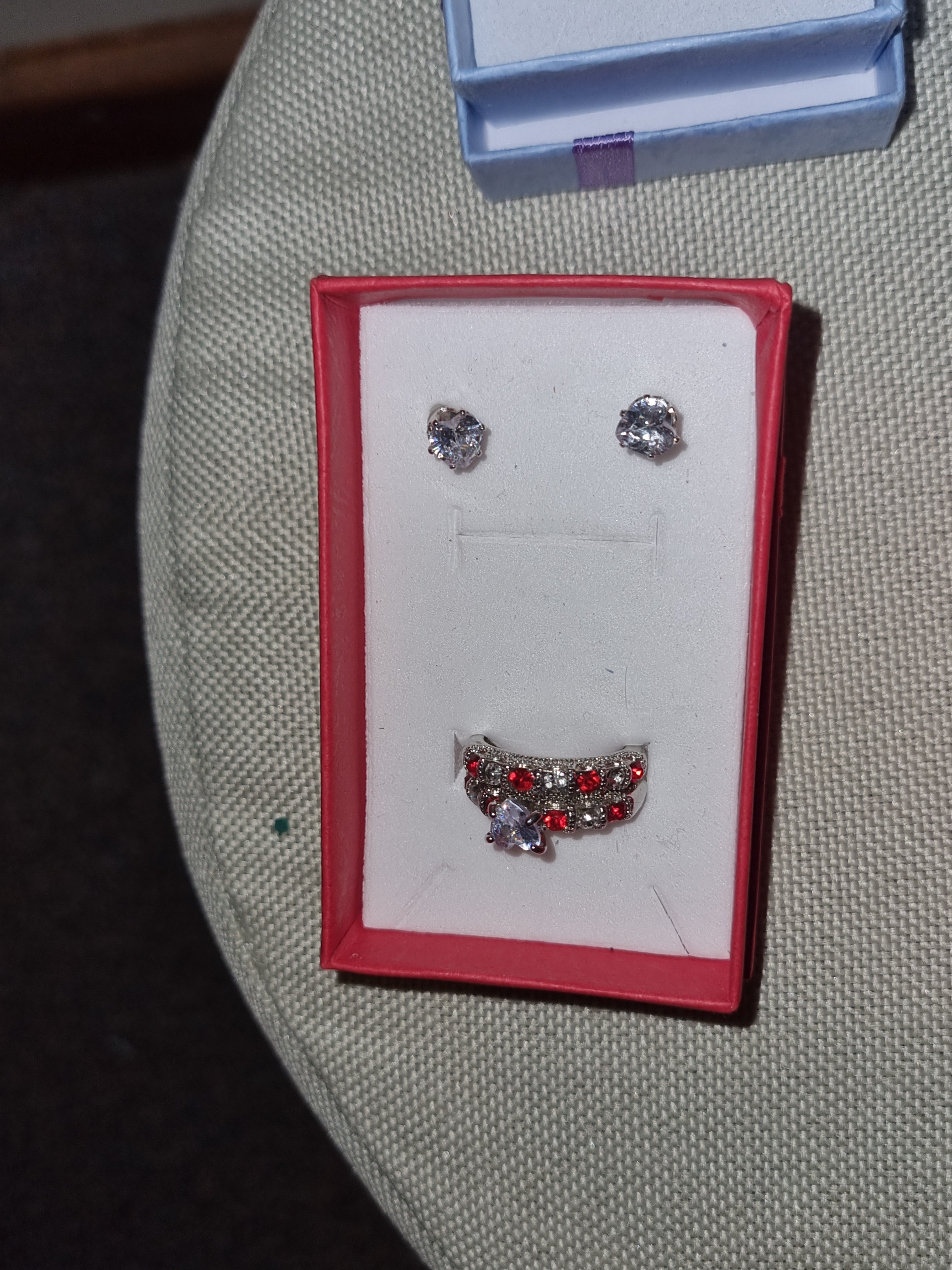 Jewellery sets