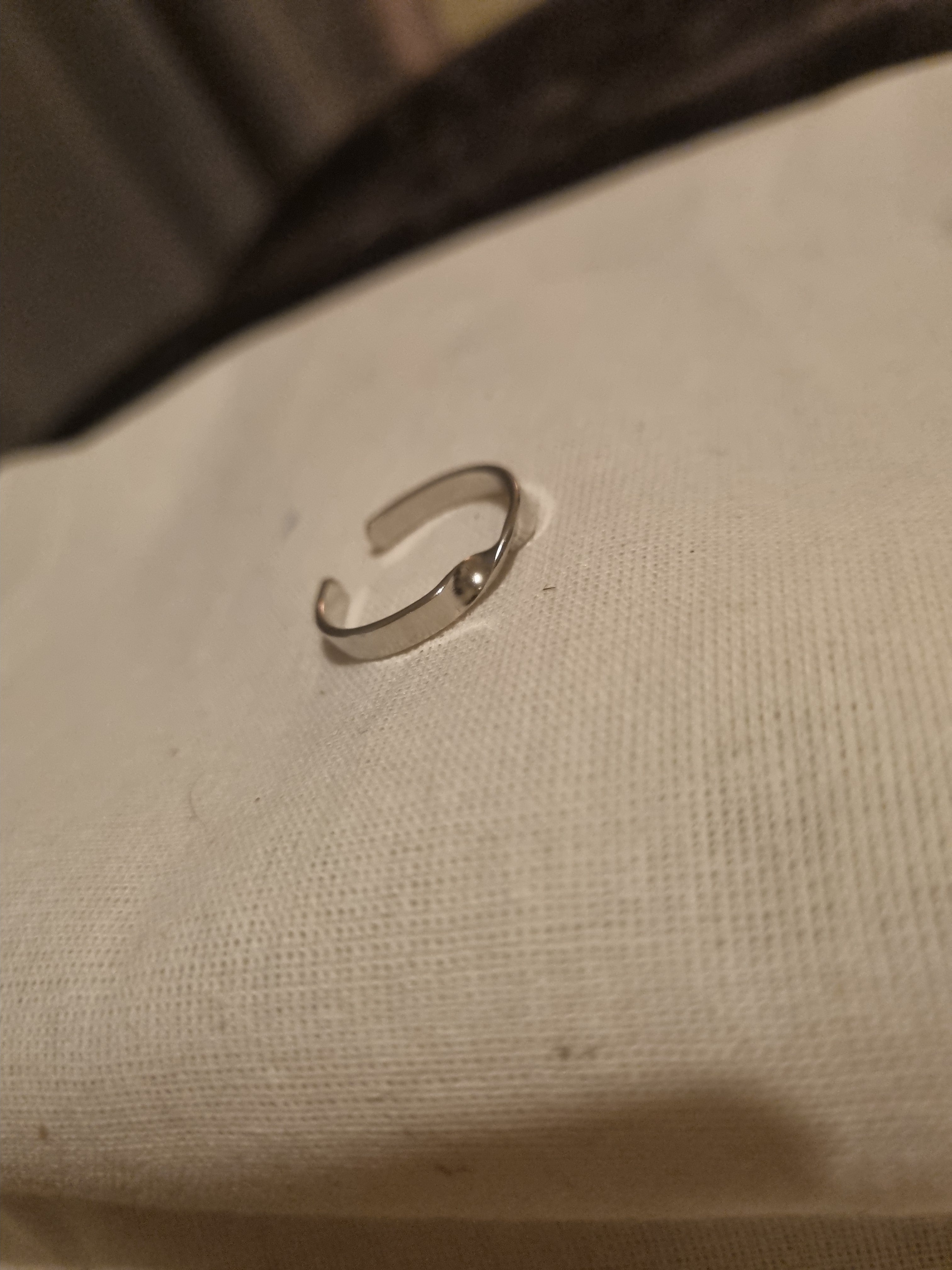 Ladies ring