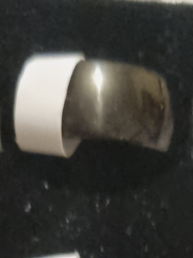 Mens black rounded thick band