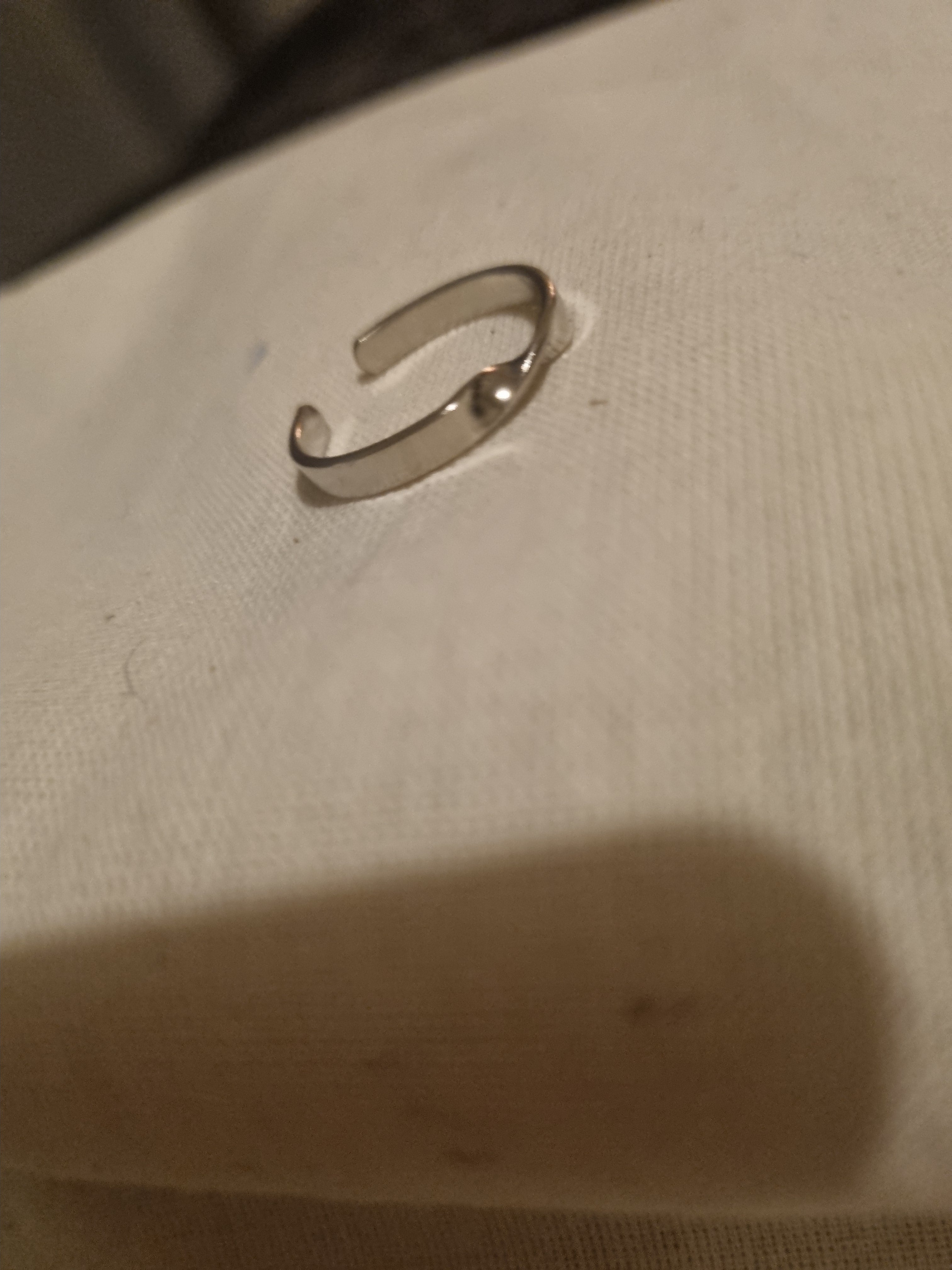 Ladies ring