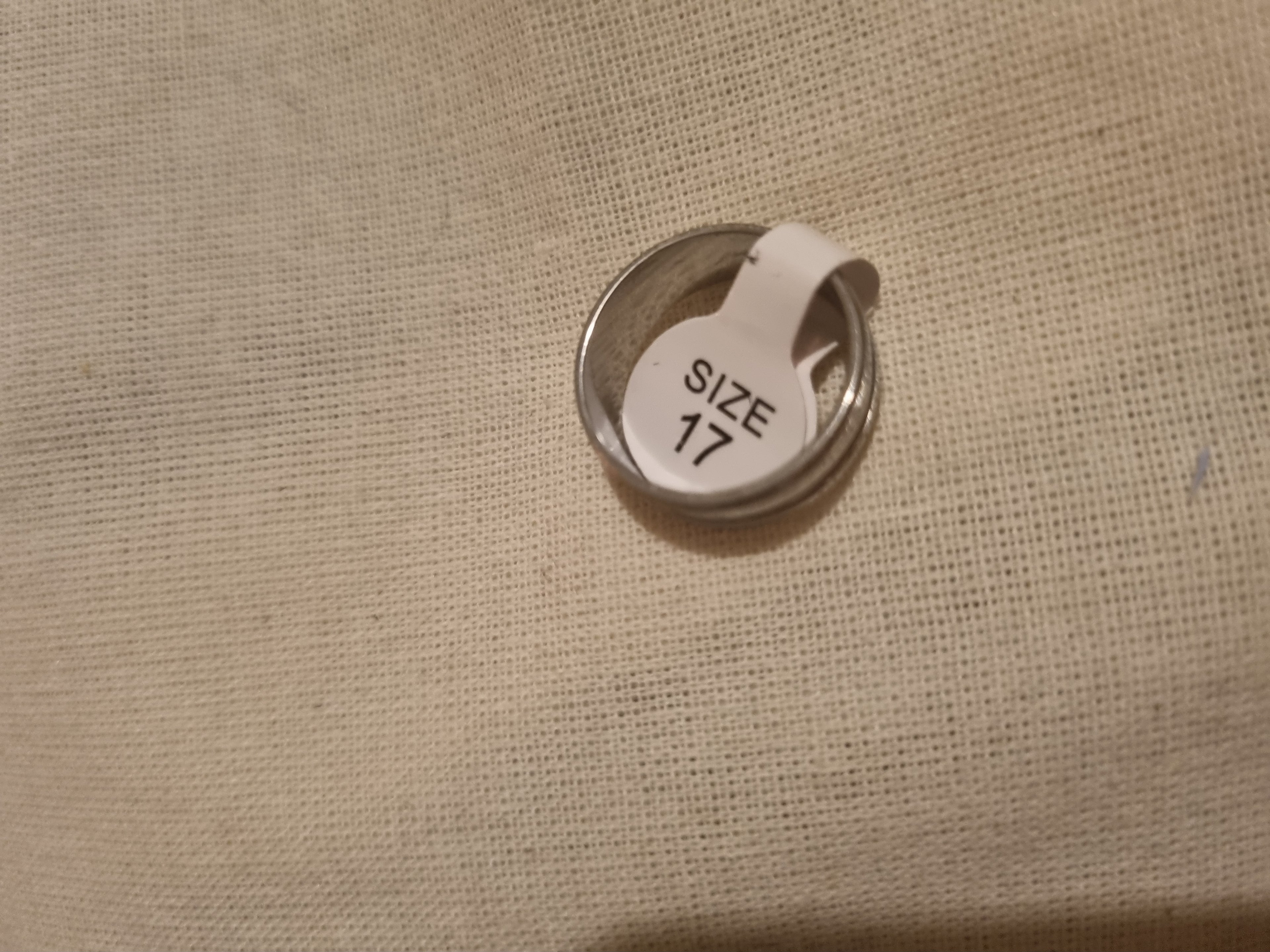 3 ridged design mens rings